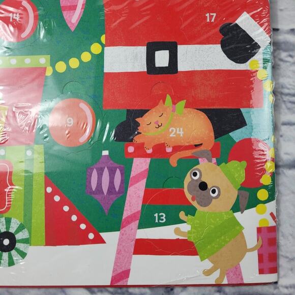 NWT Hallmark Coin Reveal Countdown to Christmas Calendar December 1-25 - Picture 5 of 8